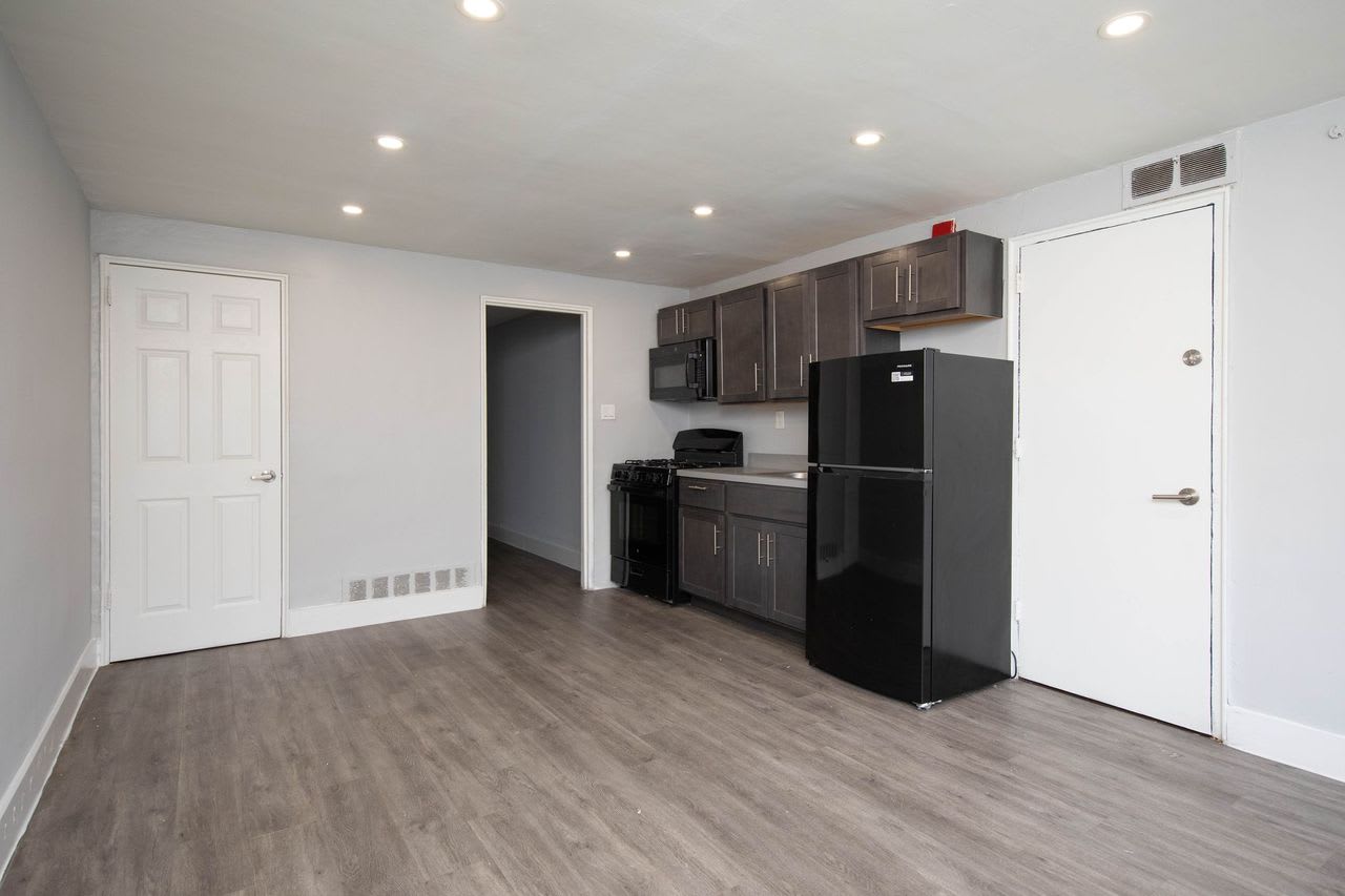 10th Street Apartments