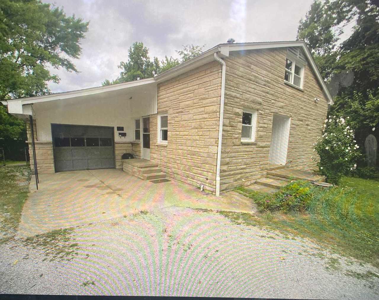 Beautiful 4 BD/2 BA Home !