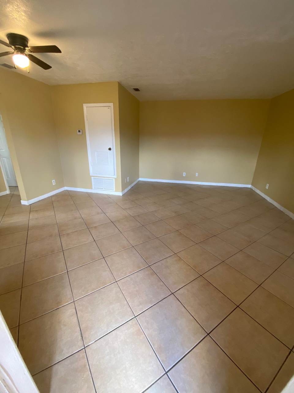 2117 NW 64th Ave - 21