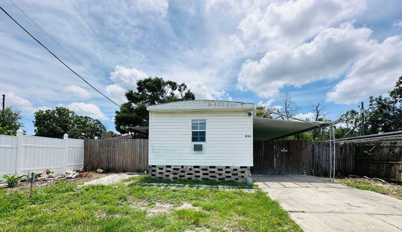 2 Bed 1.5 Bath, Minutes from Tarpon Springs