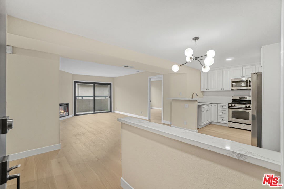 8300 Manitoba St unit: 221