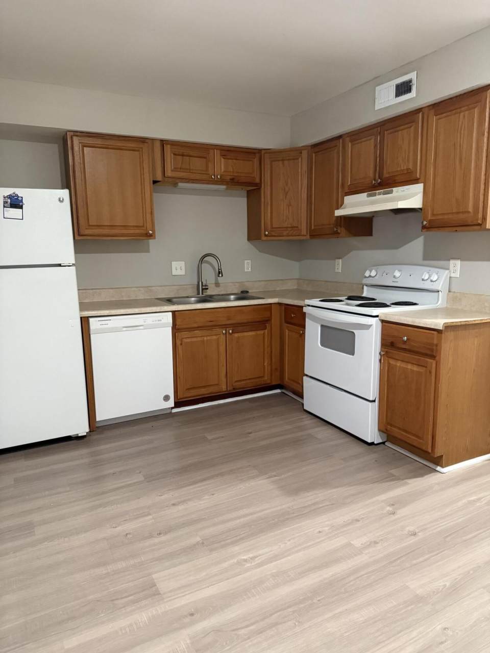 7669 Hunters Ridge Lane