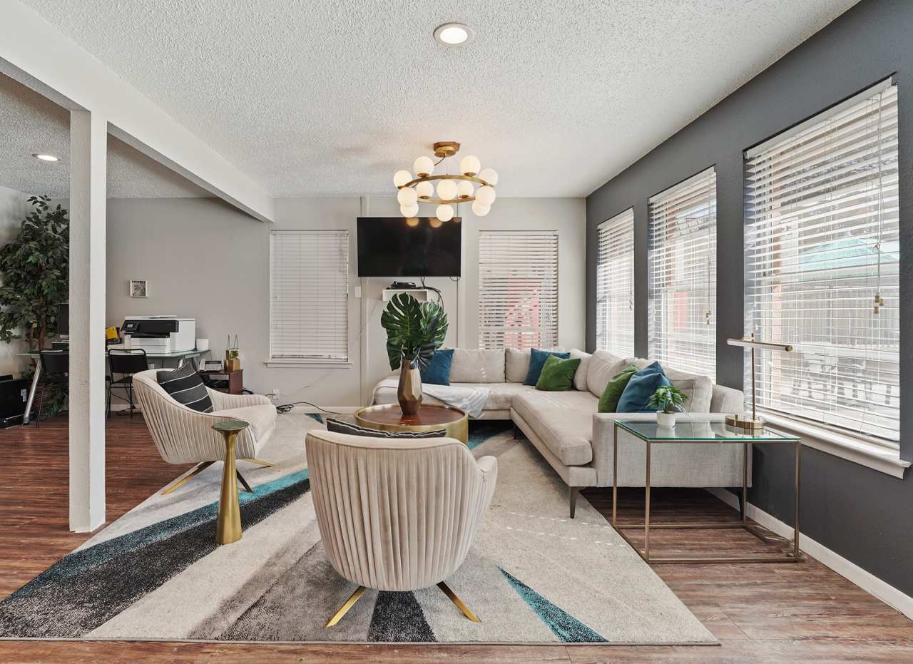 Olivo Square Apartments