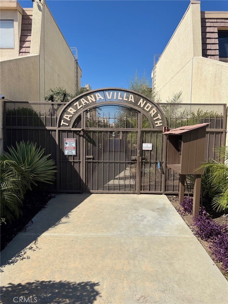 18419 Collins Street