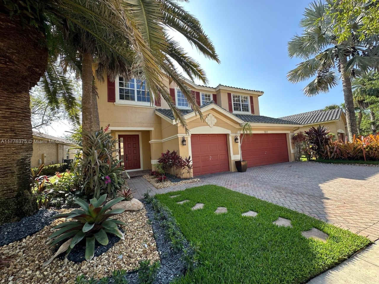 3922 W Whitewater Ave