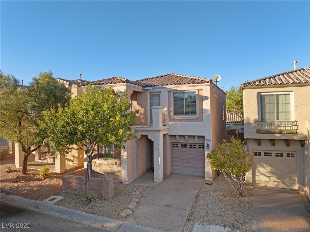 9756 Villa La Mora Avenue