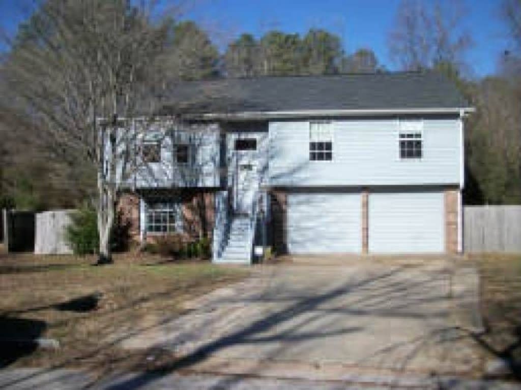 Spacious 4BR Home + Bonus Rooms in Mainstreet Community | Resort-Style Amenities!