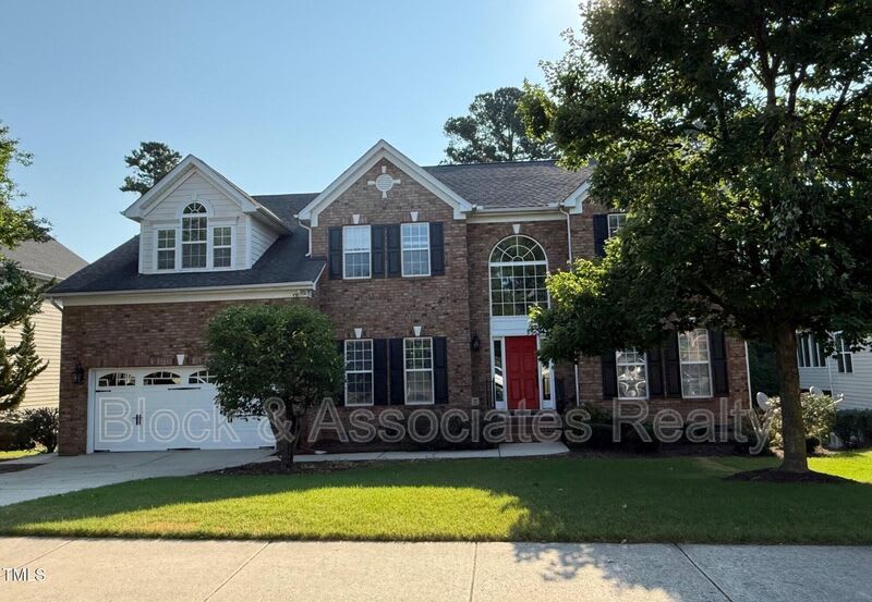 2016 Weaver Forest Way