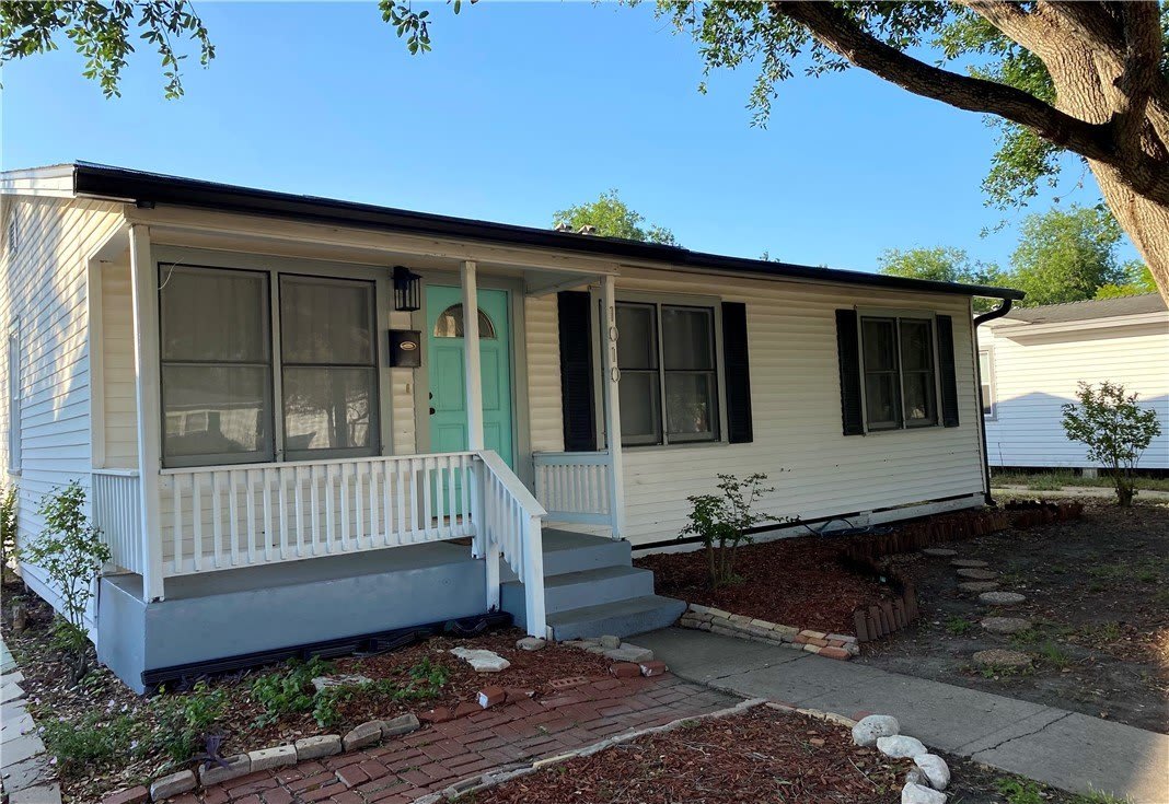 1010 Deforrest Street