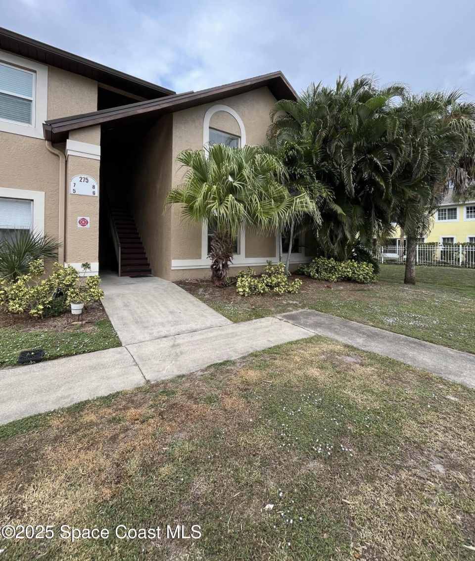 275 Spring Drive unit: 6