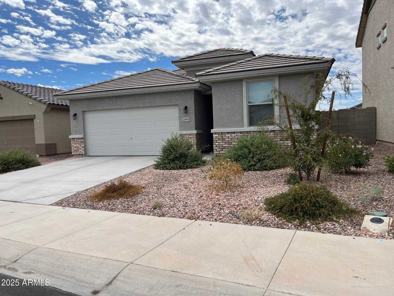 21563 W SONORA Street