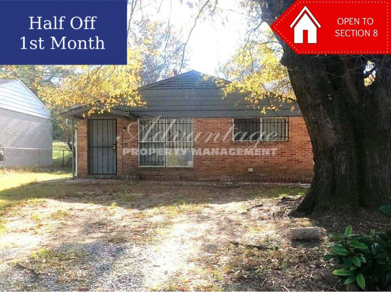 Freshly Painted 5-bedroom 1-bath -Westhaven - OPEN TO SECTION 8 - 1/2 Off The 1st Month's Rent