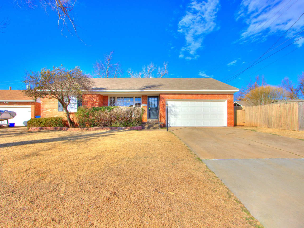 3 Bedroom Rental in the Village!!