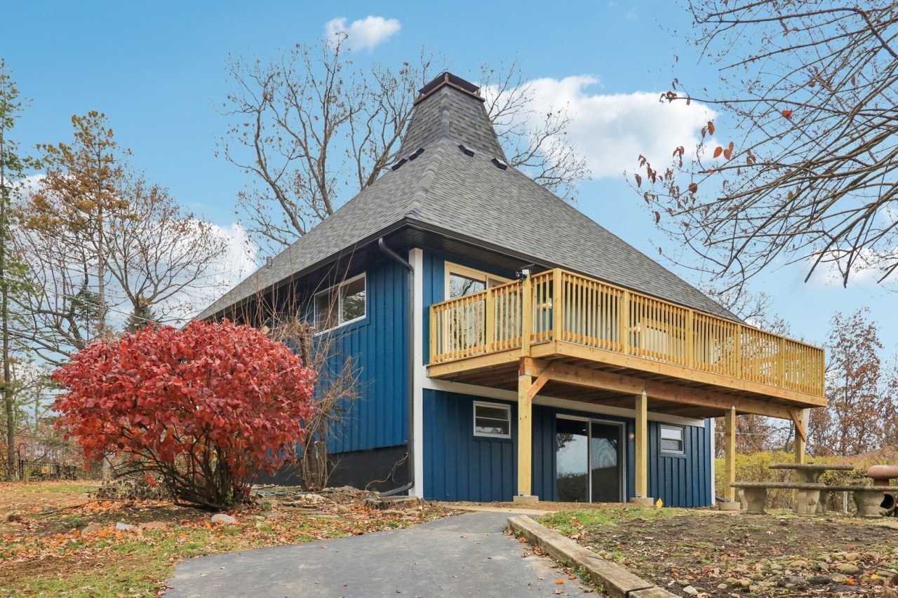 23460 W North Lakewood Lane