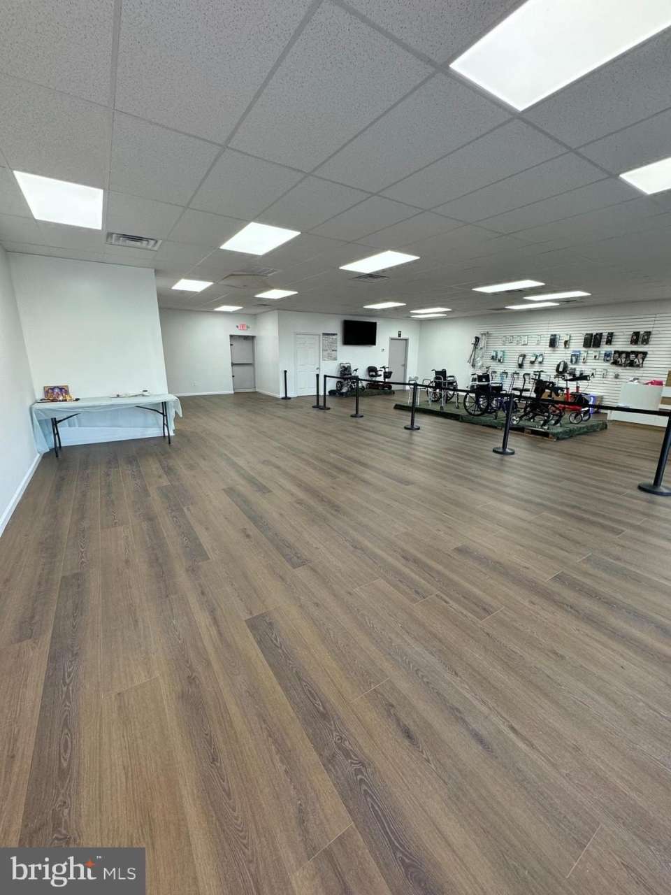 9325 OLD BUSTLETON Avenue unit: 3