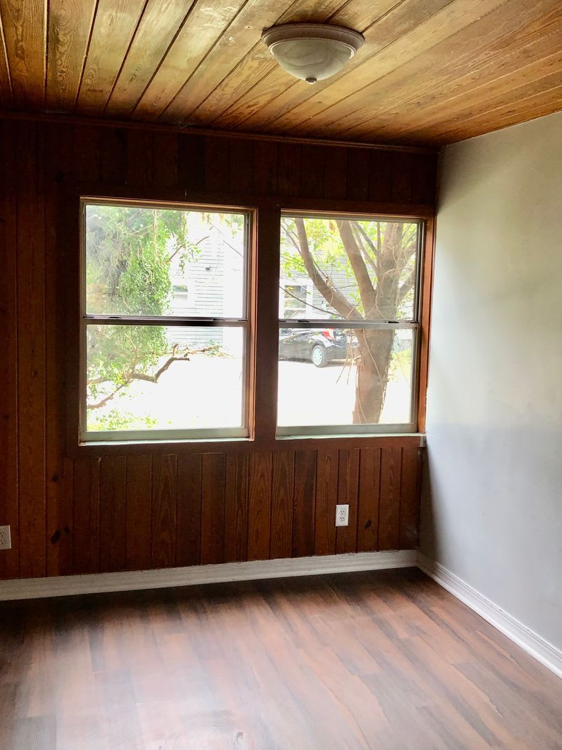 SPACIOUS Zephyrhills 4BR/1BA Home in the Heart of Downtown!