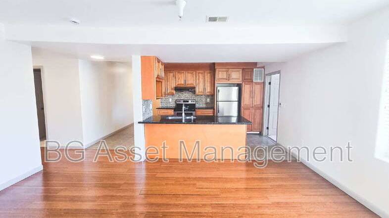 1459 MacArthur Blvd