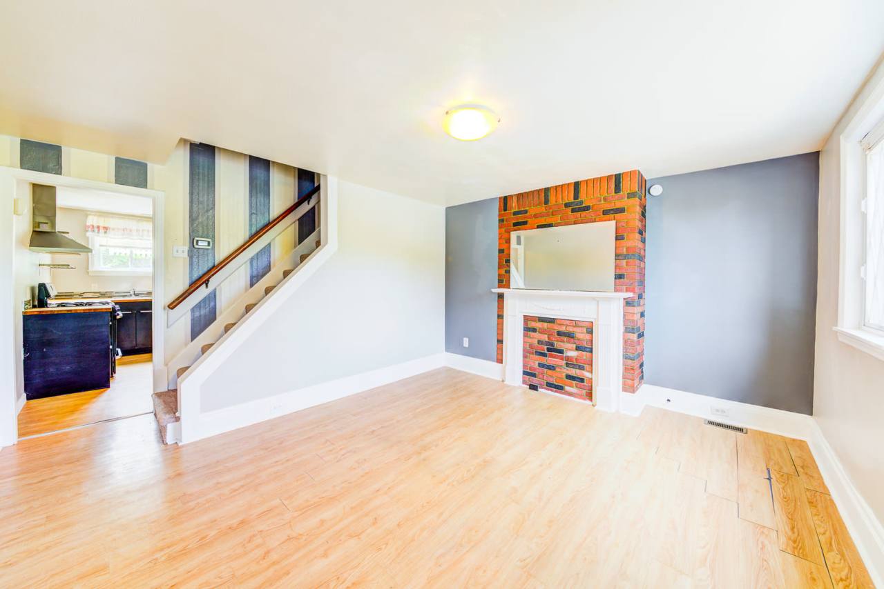 Available JUNE 2026 - Beautiful 3+ Bedroom Home w/ City Views!