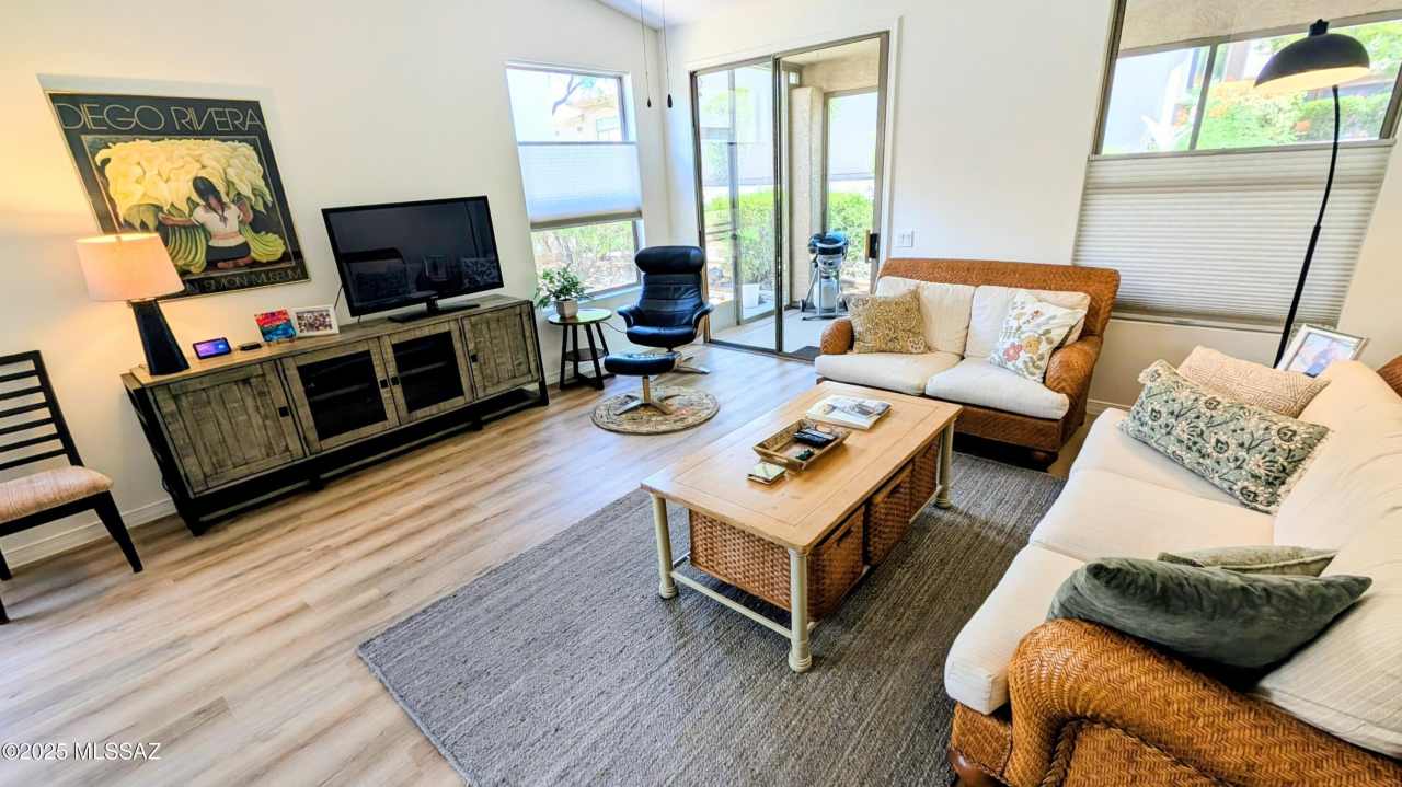 38873 S Serenity Lane