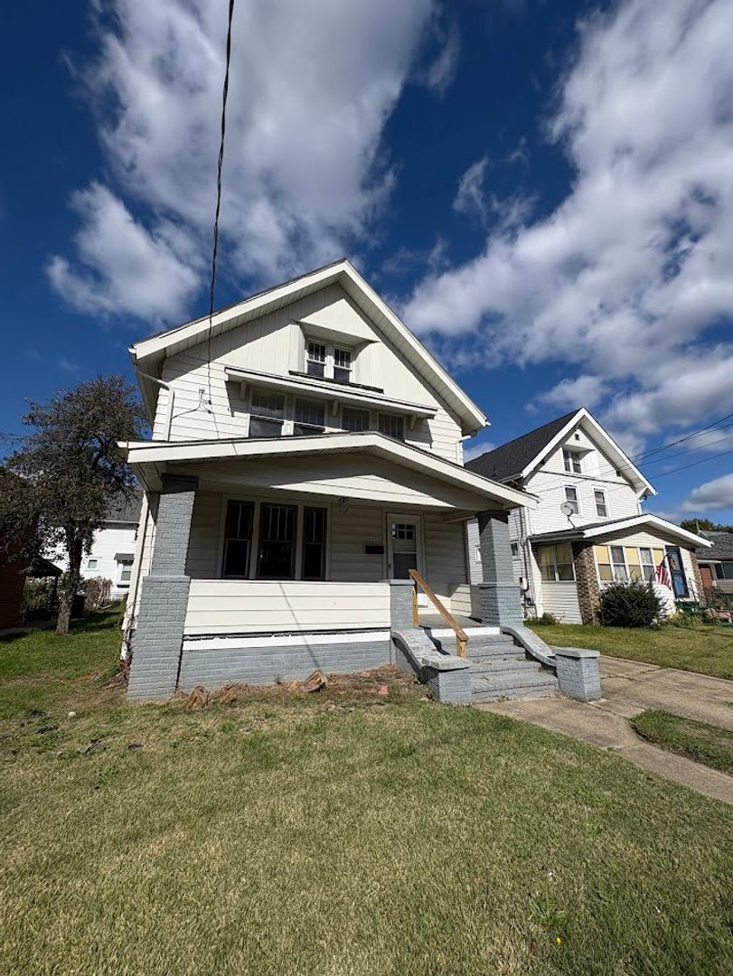 Four bedroom one bathroom home for rent