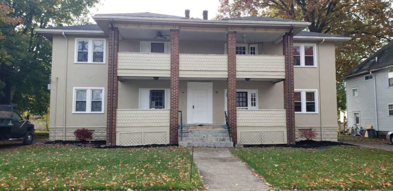 131 E. Broadway Ave.