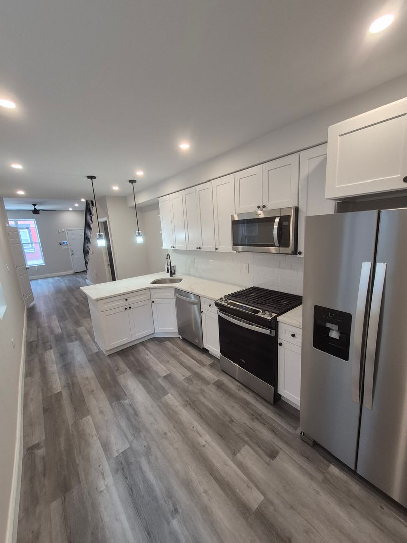 Spacious 3BD/2.5 BA North Philadelphia - Available Now!!!