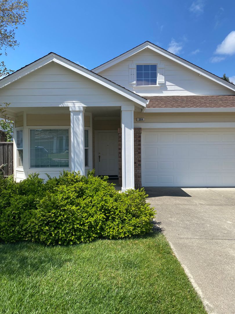 **Available Now Single Level 3 Bedroom 2 Bathroom with a Office**