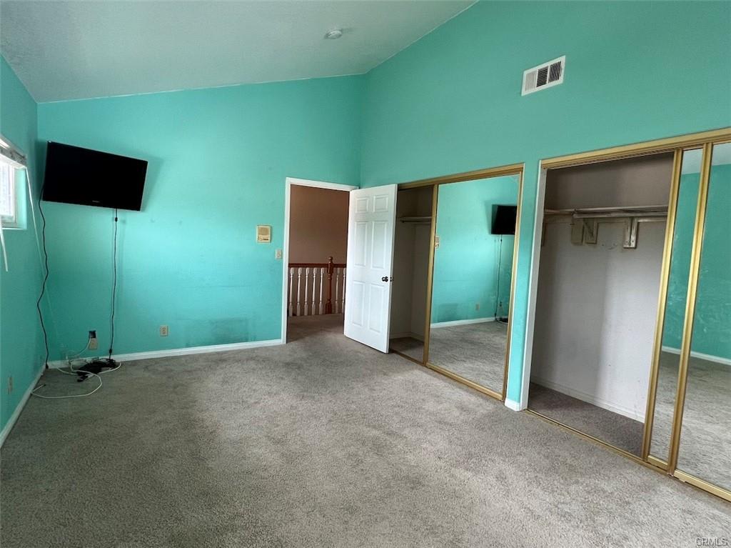 986 West Oliver Street