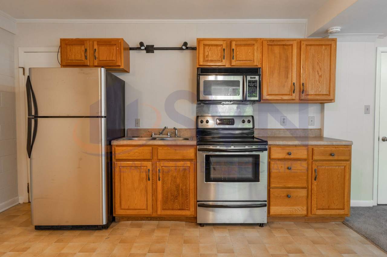 6-Bedroom Home with Finished Basement