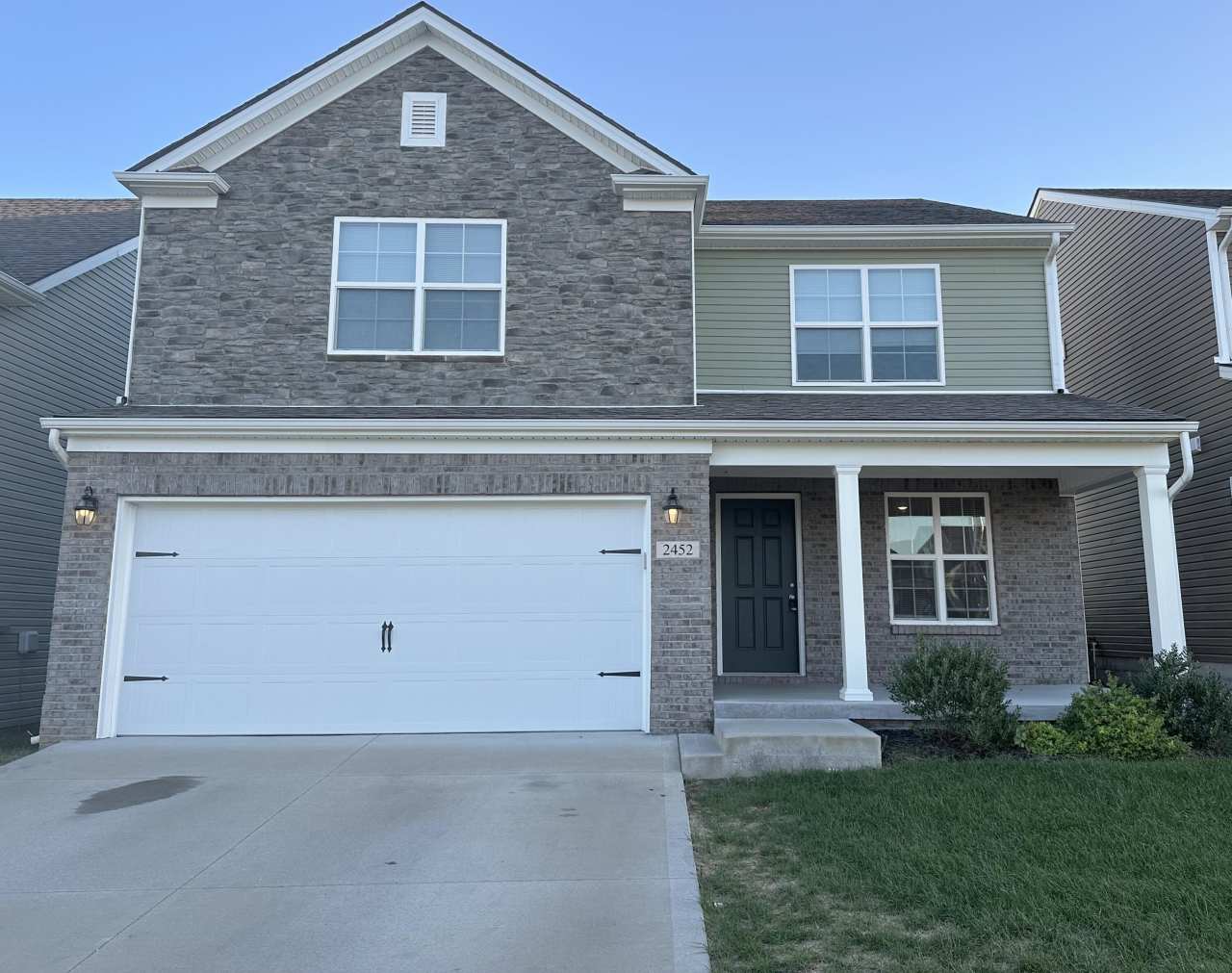 2452 Feathersound Way