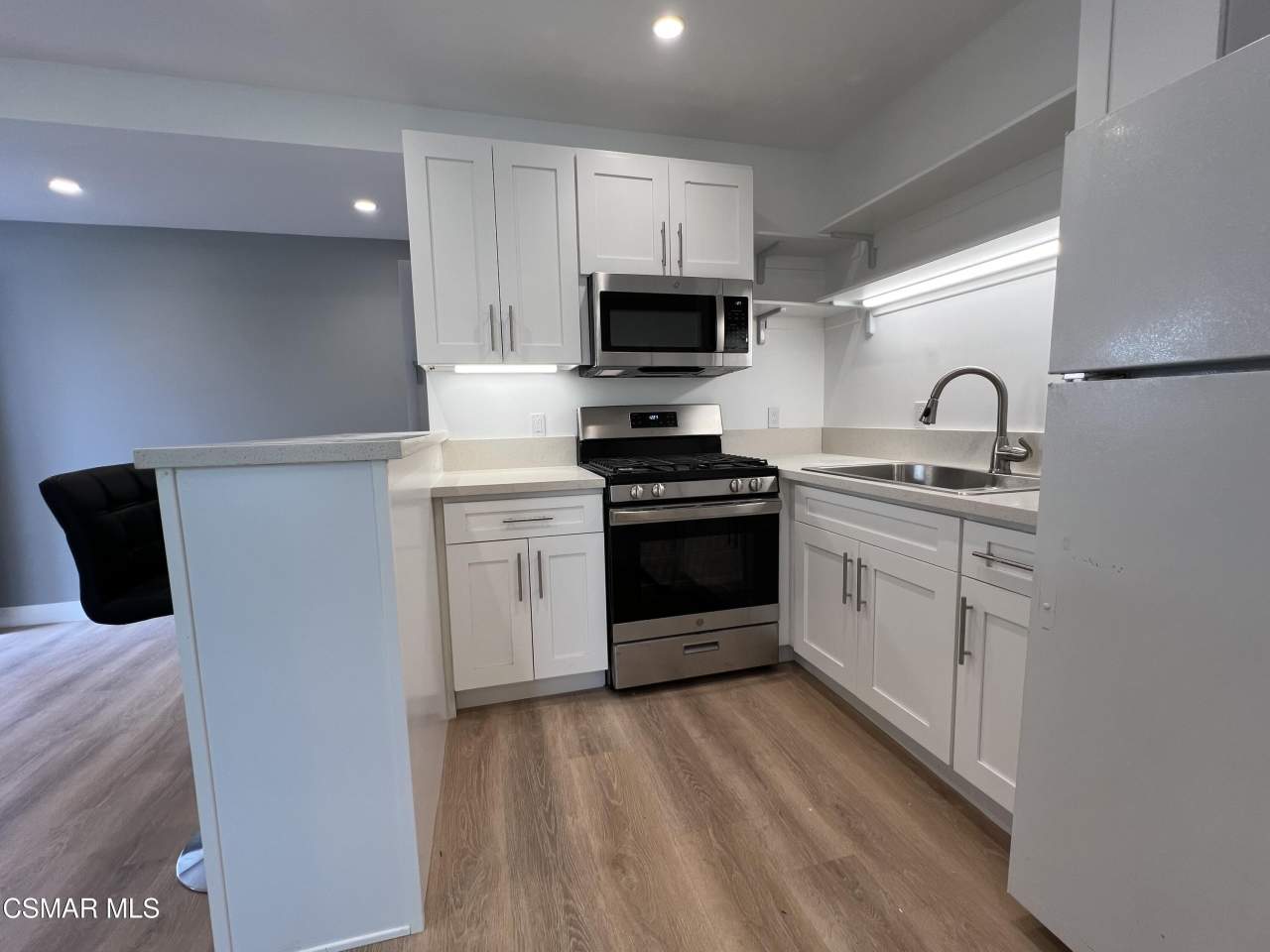 1666 Stoddard Avenue