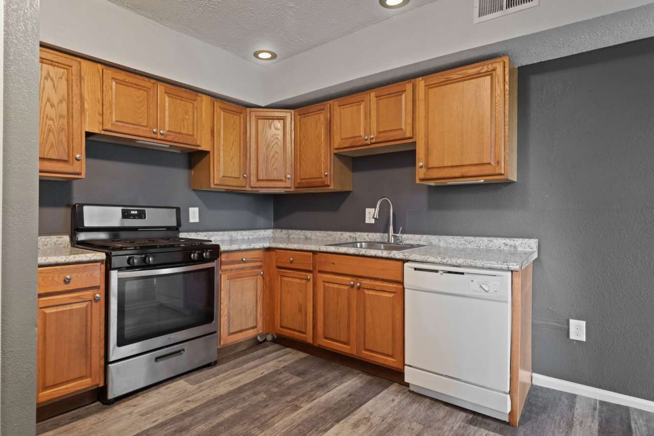 2BR Apartment in Lawrenceville – Modern Comfort Meets Urban Charm!