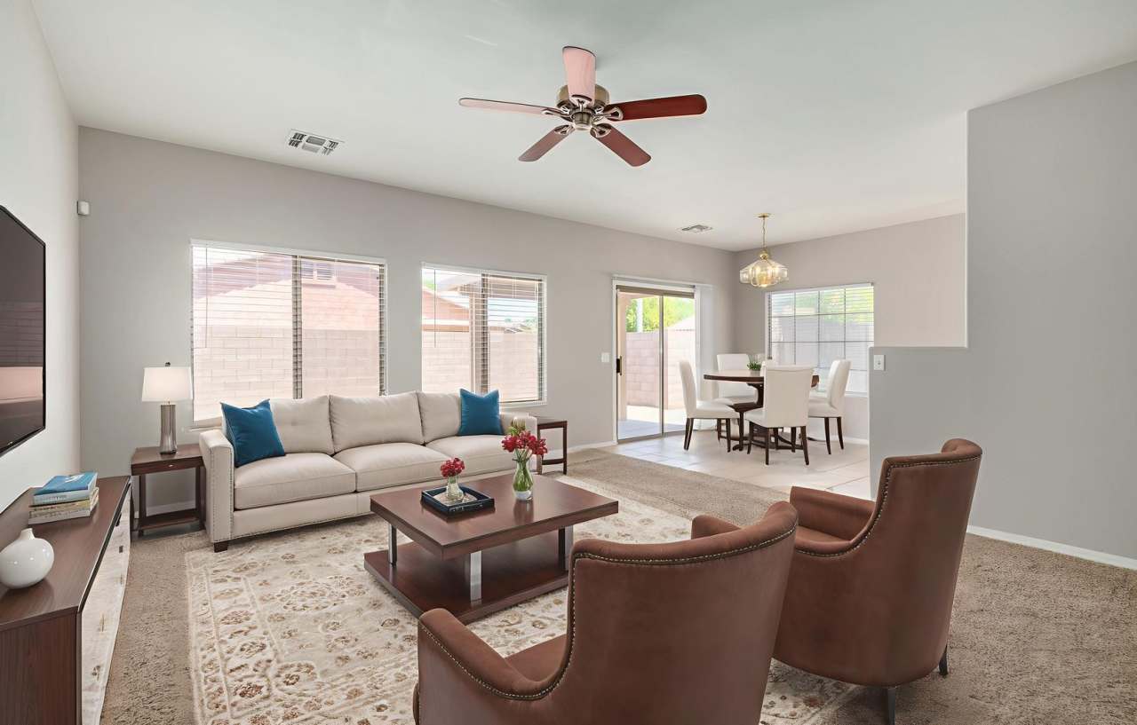 Charming 3-Bed, 2-Bath Home near Riggs Rd  Cooper Rd - Enjoy Golf  Amenities!