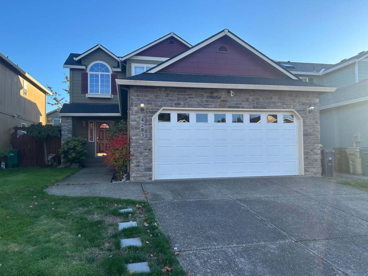 Charming 4BR House in Beaverton w/ Covered Backyard Patio