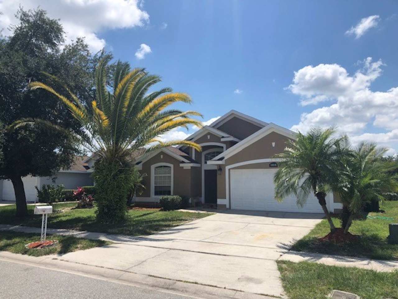 Beautiful 3/2 Home in Fieldstream West!