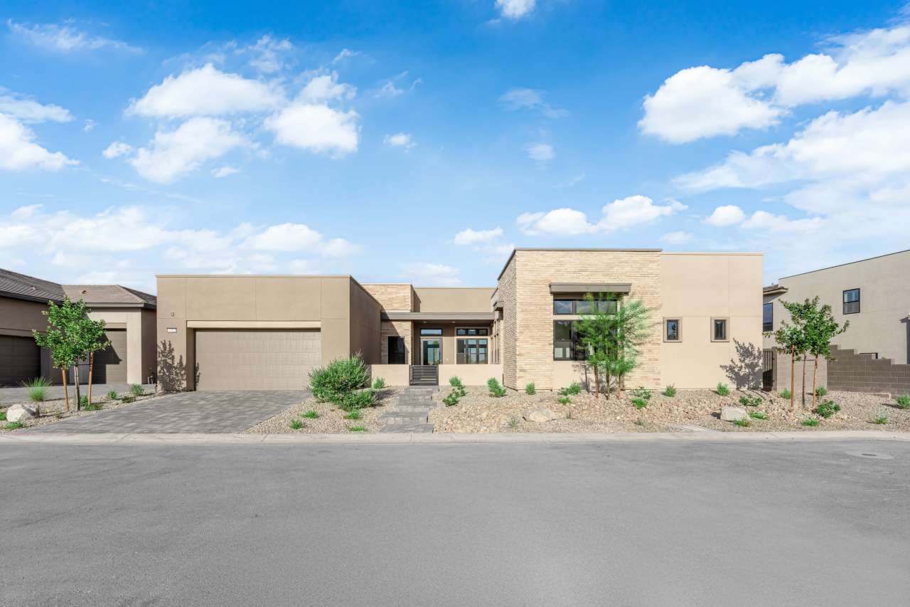 4792 Outlook Peak Street