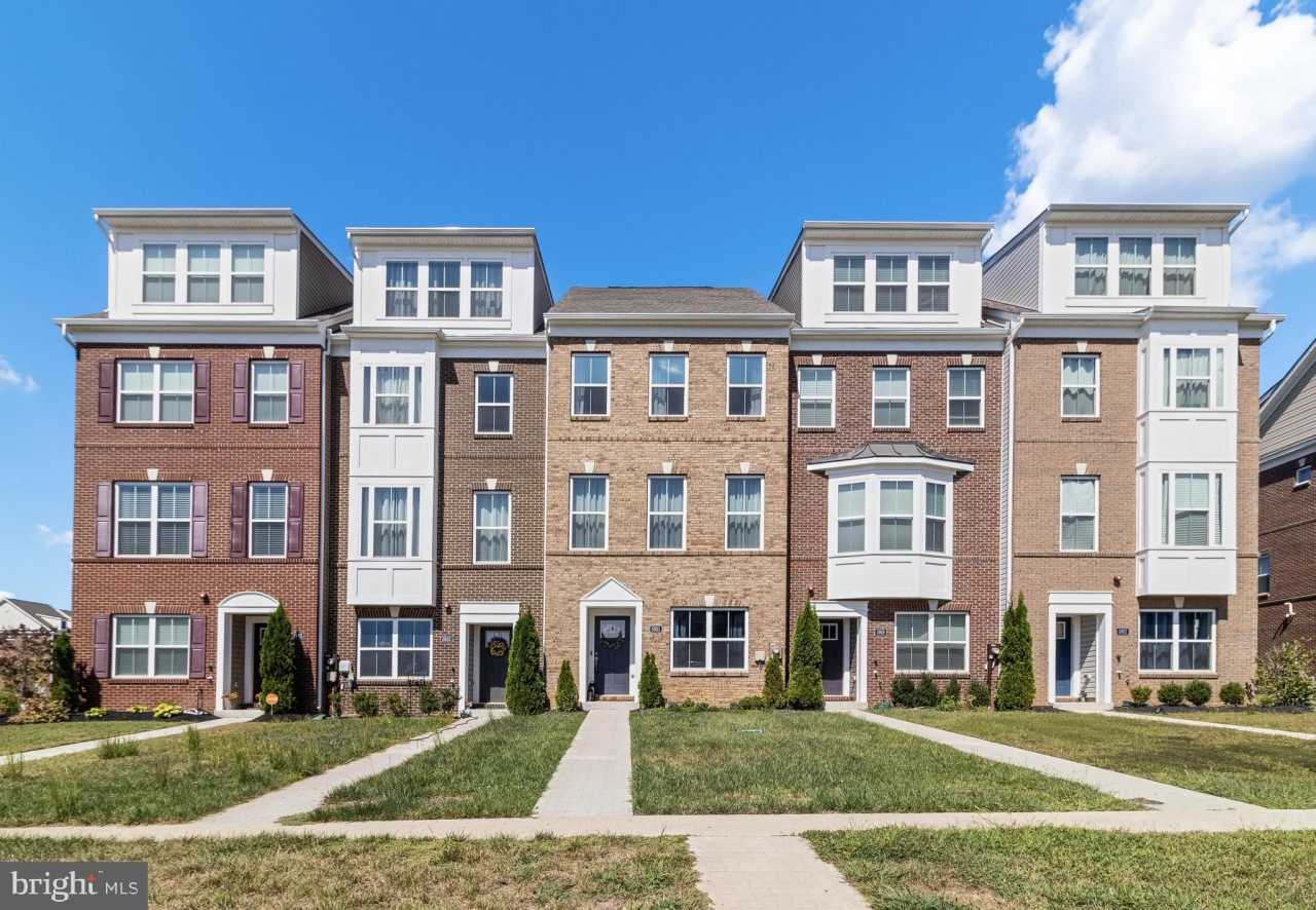 5921 KATE CHOPIN Place