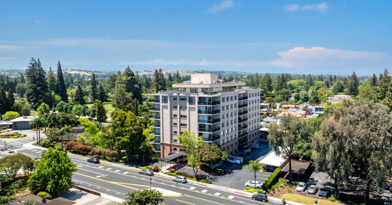 Tan Plaza Continental