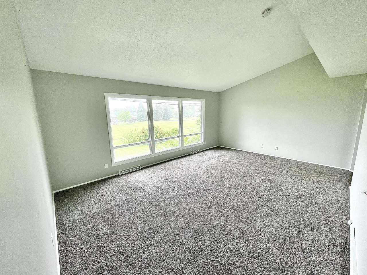 4613 7th Avenue South - 1