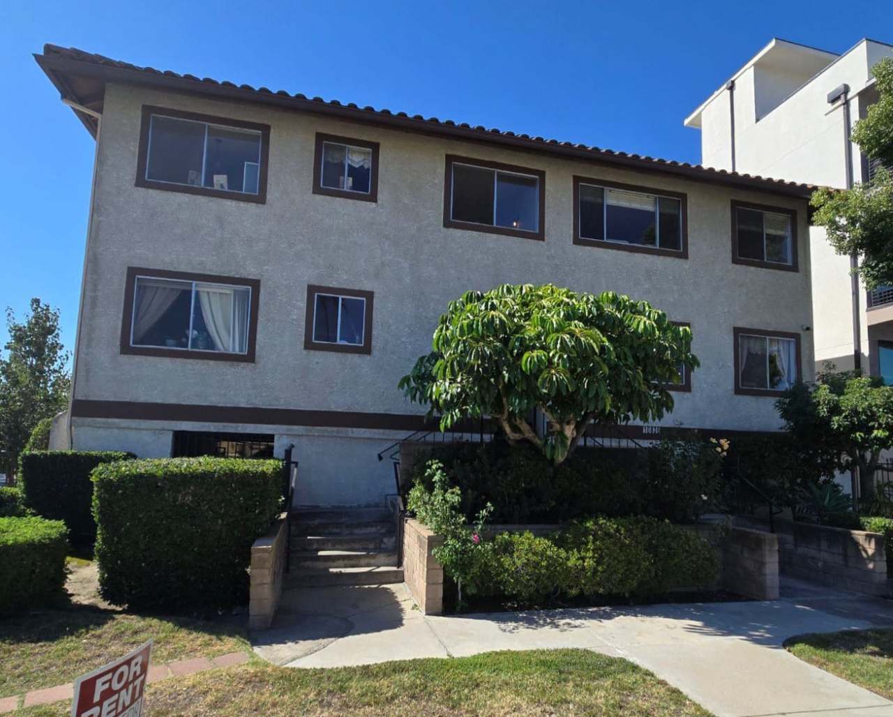 10836 Victory Boulevard