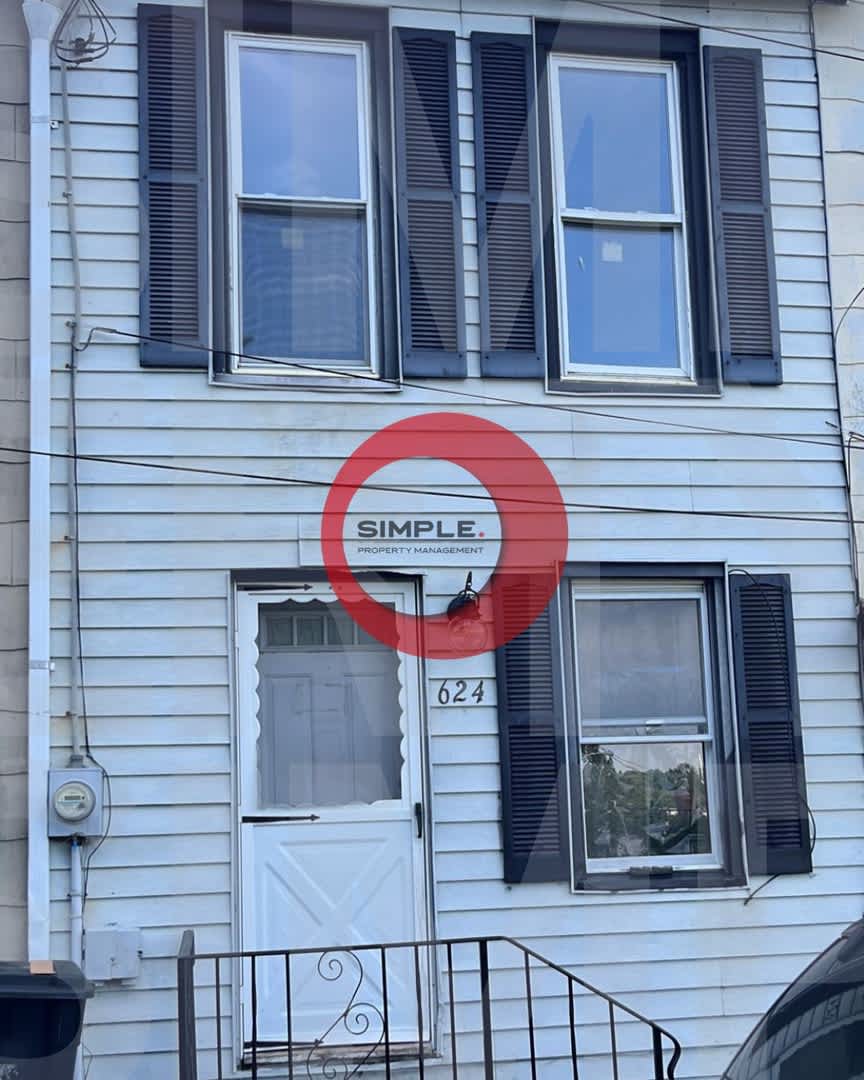 Cozy 3 bedroom 1 bath house