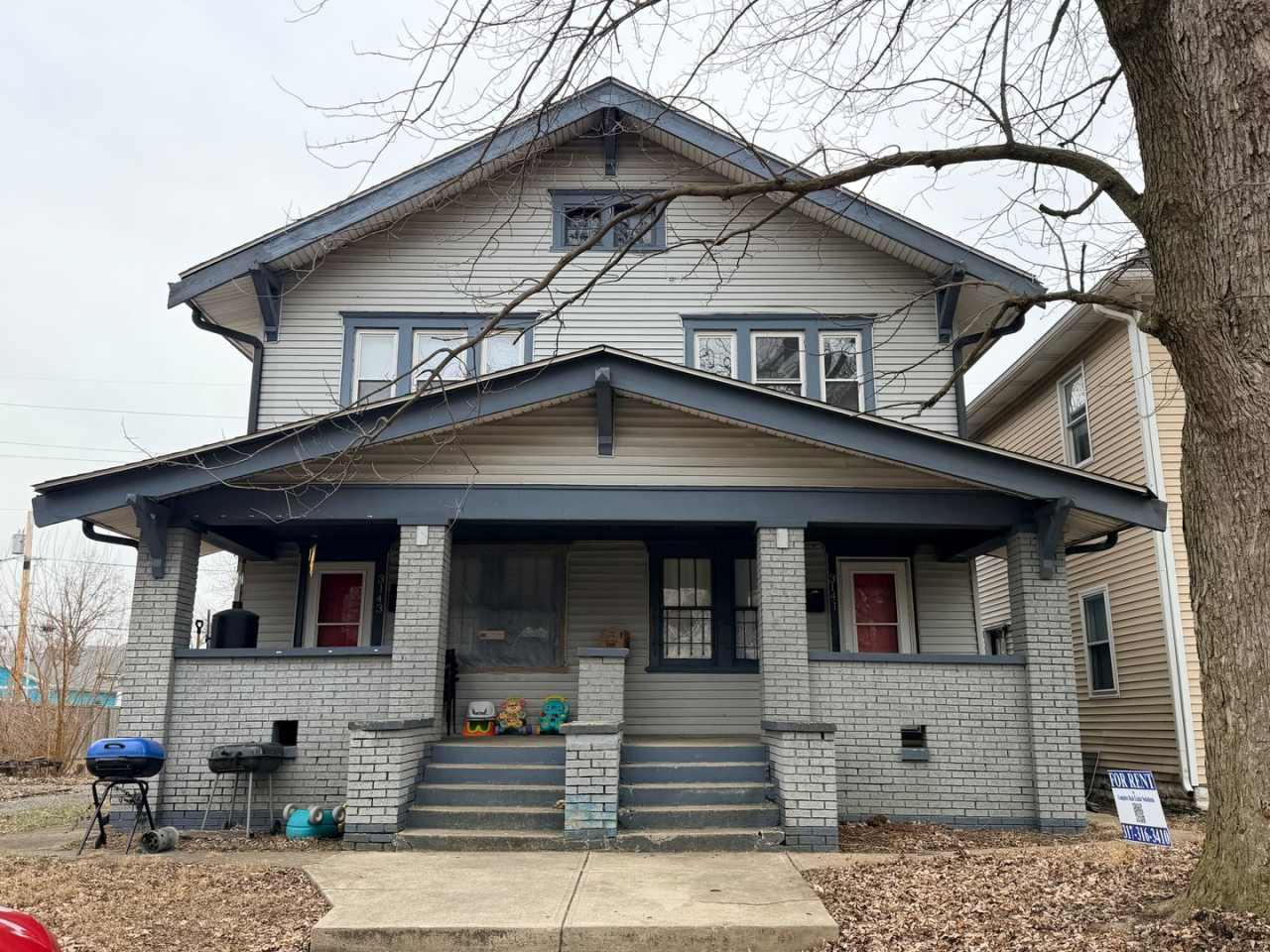 Now Showing this 3BR, 1 BA duplex located at 3141 N. Park, Indianapolis, IN
