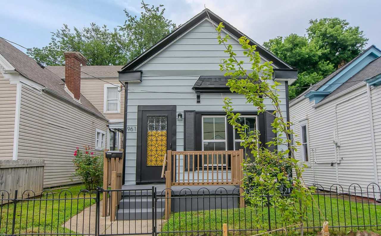 Updated  Beautiful 2 Bedroom Home with Private Backyard!