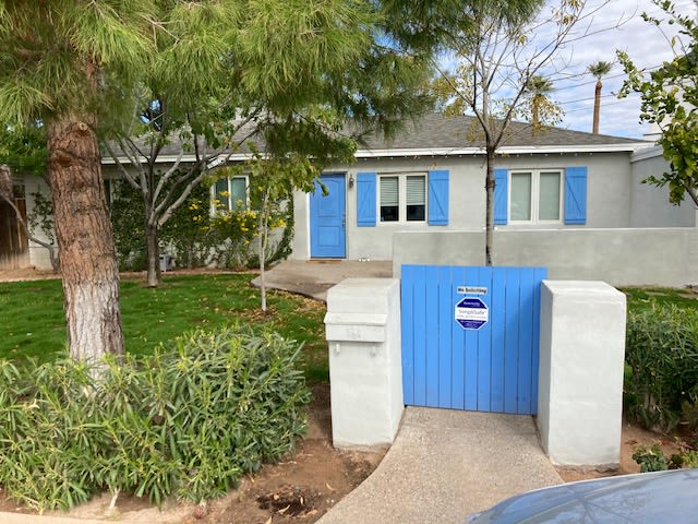 4434 East Roma Avenue