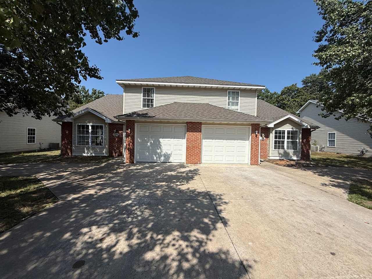 Spacious 4-Bedroom, 2-Bath Home with 1-Car Garage – Move-In Ready!