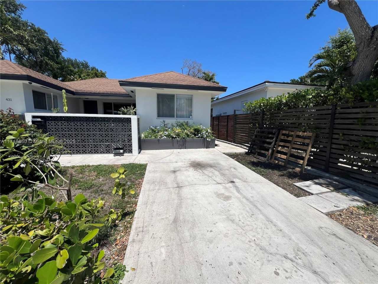 431 NE 75th