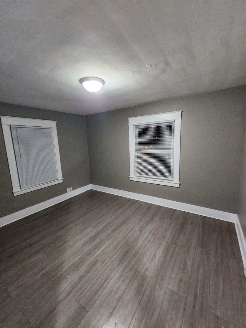 409-411 West State Street