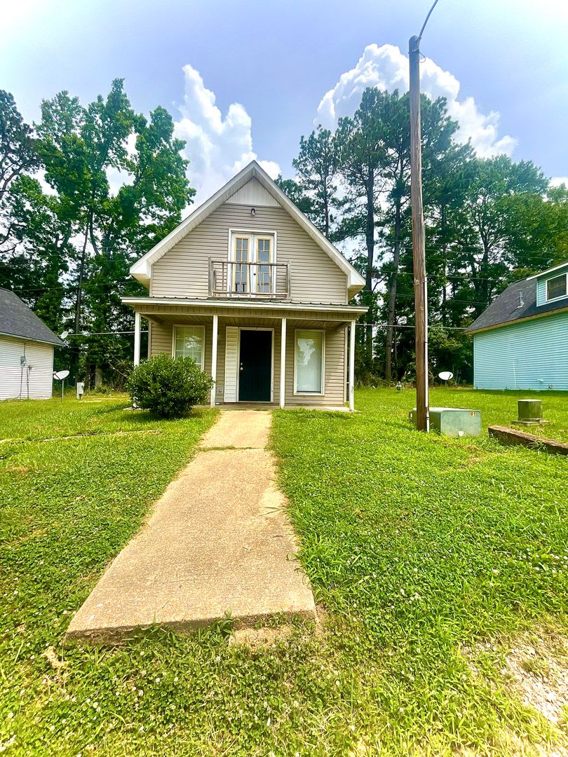 Renovated 3 Bedroom 2 Bath Home for Rent!