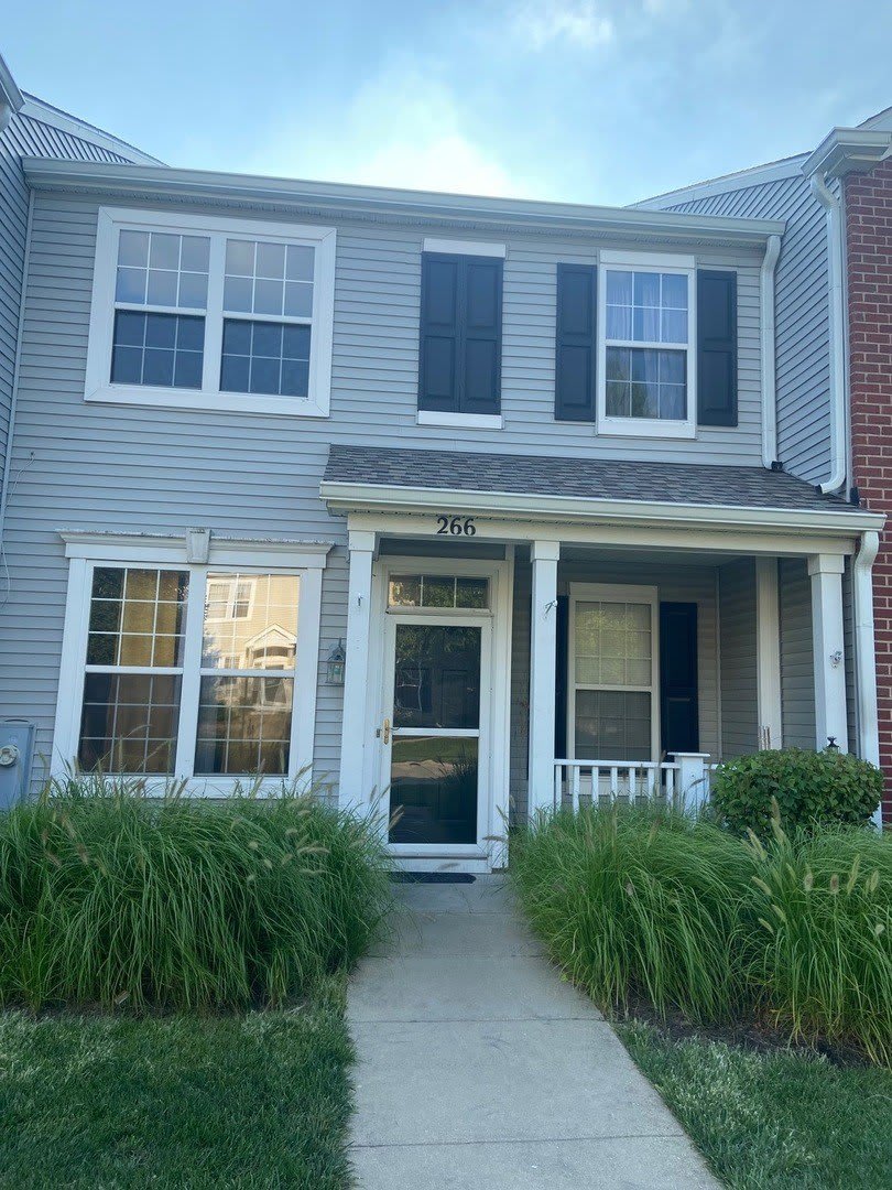 266 SPRINGBROOK Trail S