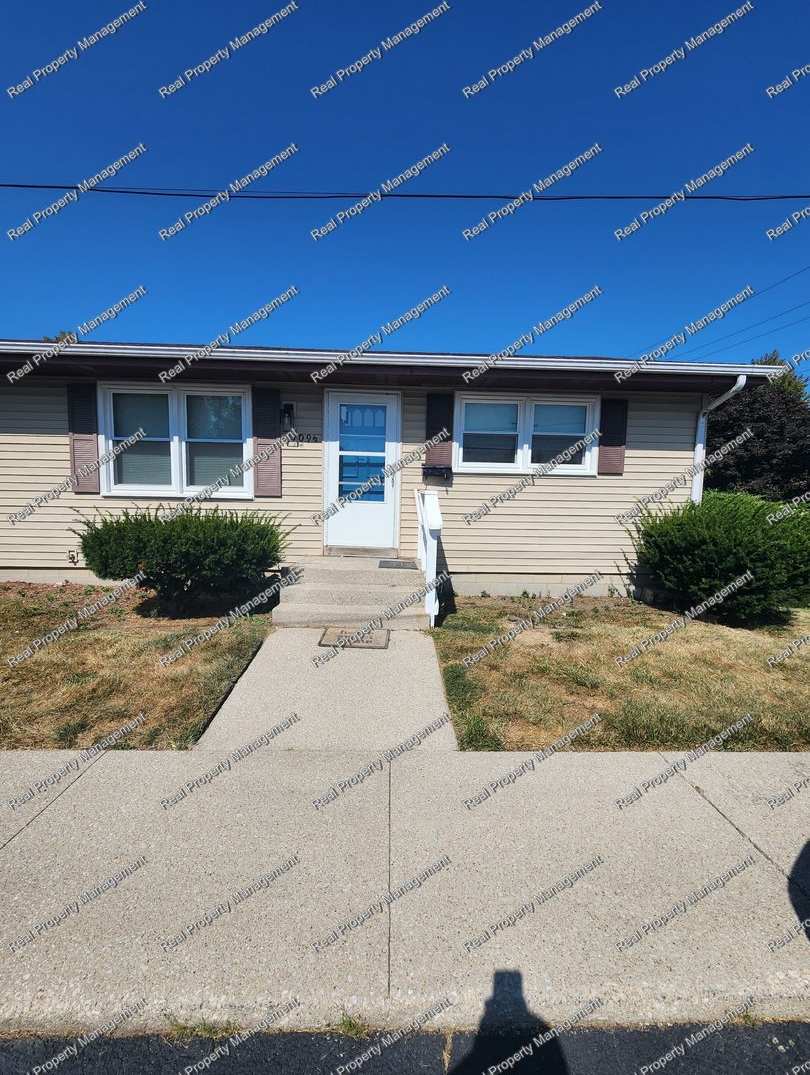 Two Bedroom Crown Point Apartment